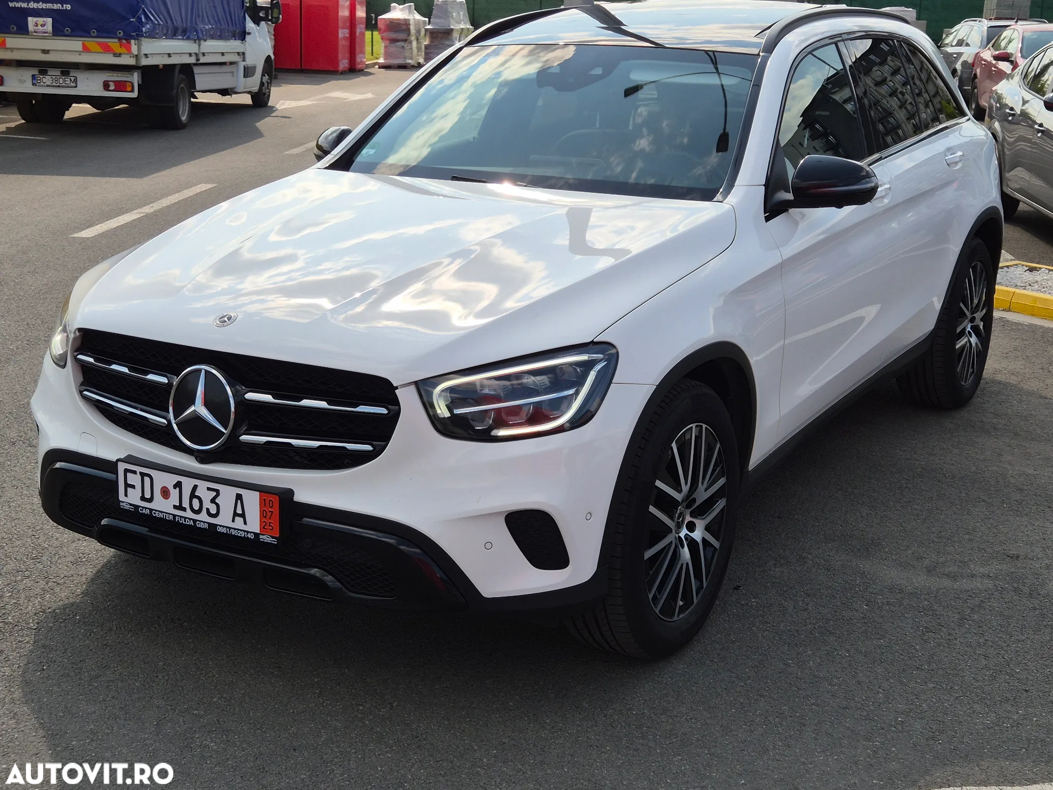 Mercedes-Benz GLC 220 d 4Matic 9G-TRONIC - 30