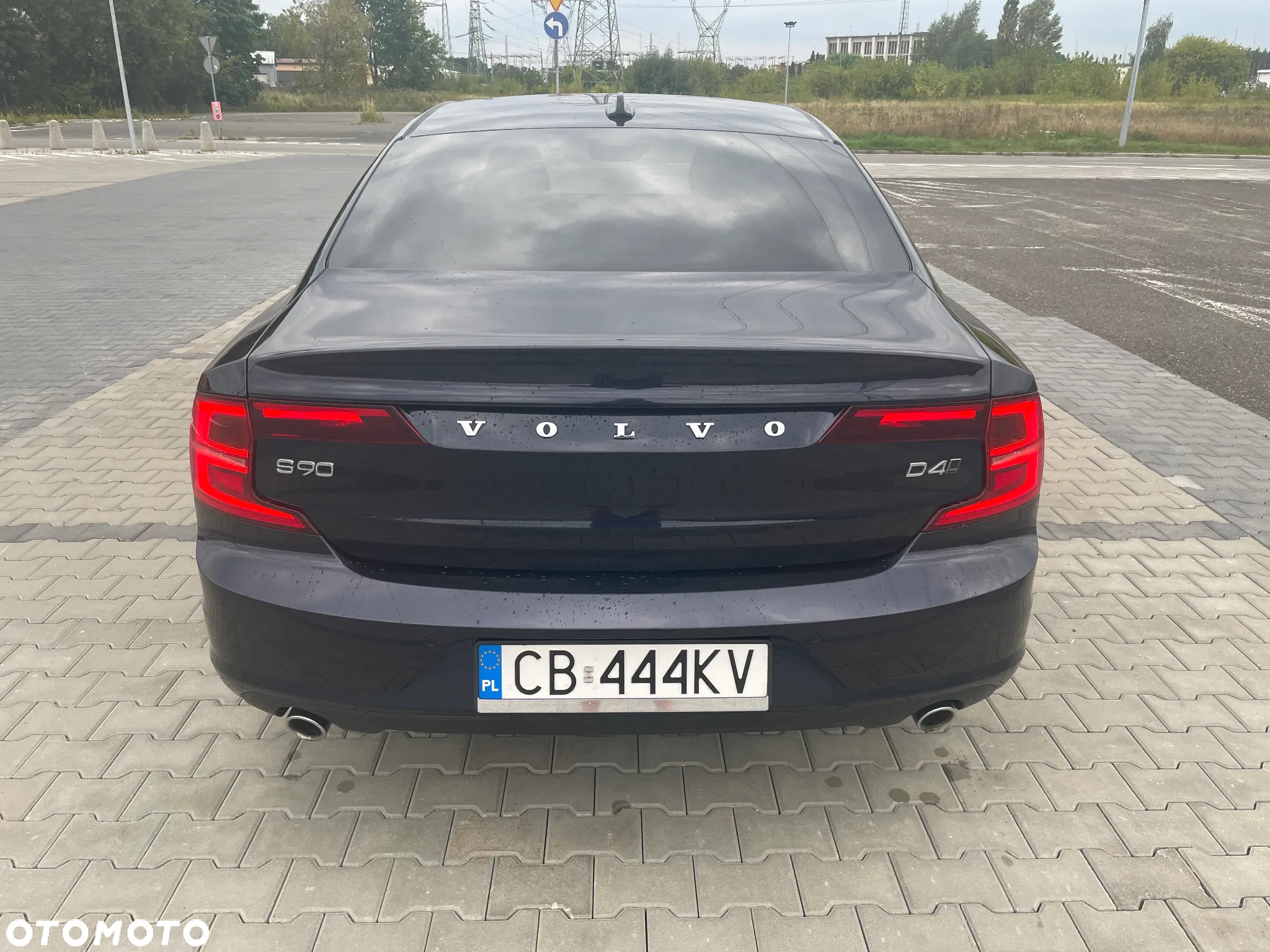 Volvo S90 D4 AWD Momentum - 4
