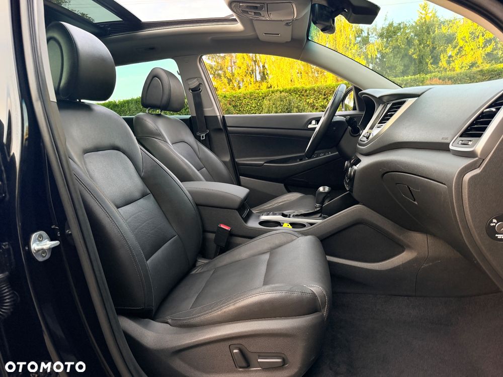 Hyundai Tucson blue 2.0 CRDi 4WD Premium - 18