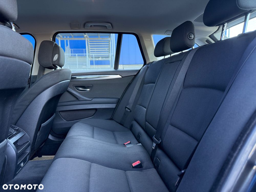 BMW Seria 5 520d - 15