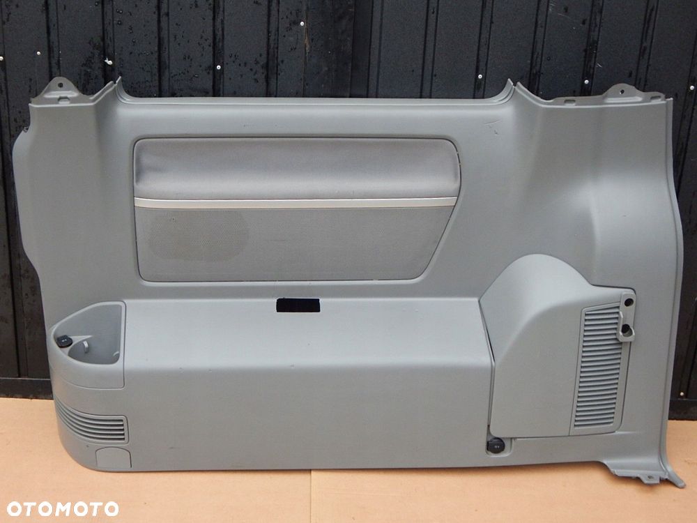 vw t5 lift california boczek tapicerka prawa tył - 1
