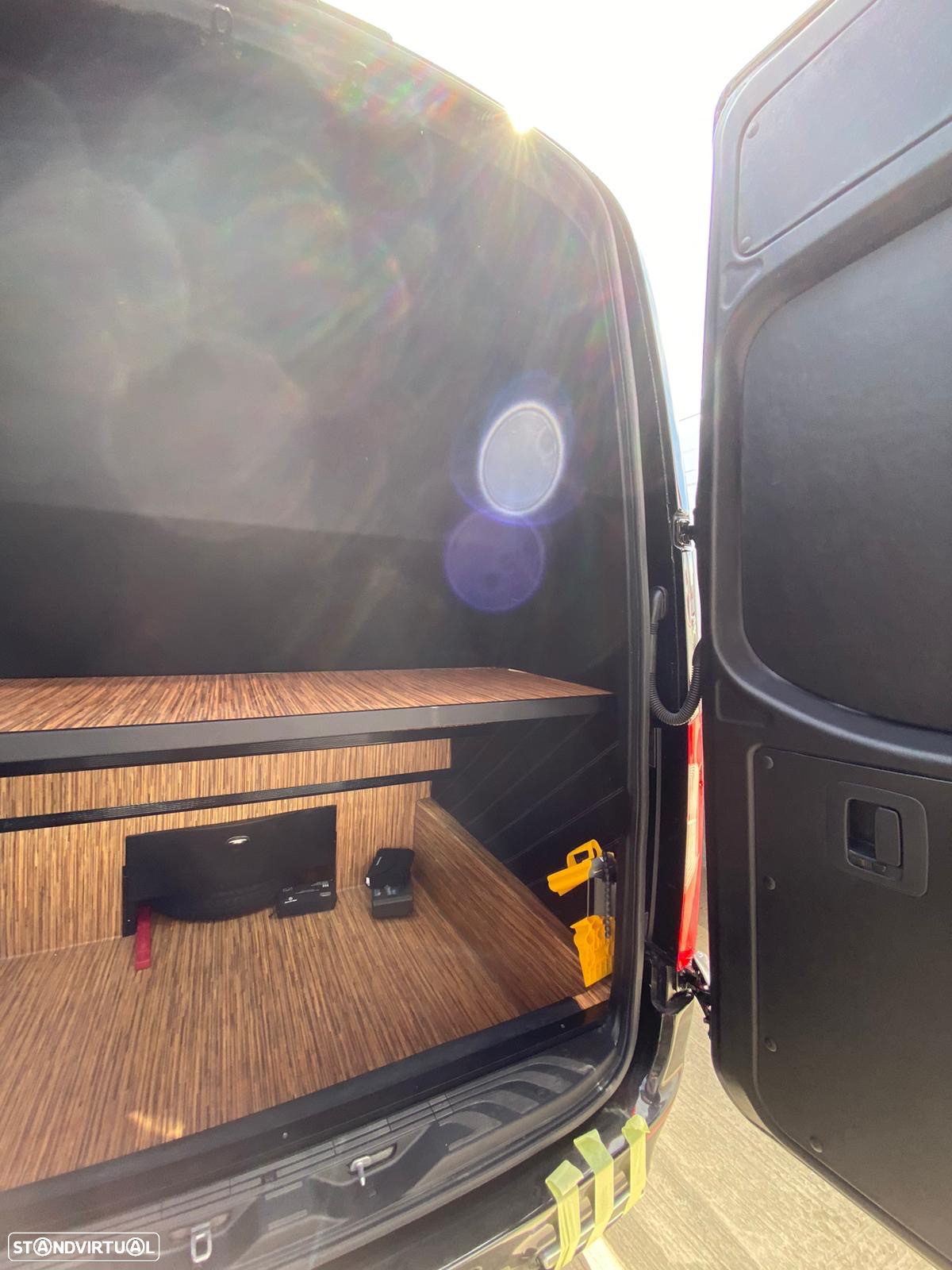 Mercedes Benz Sprinter 519 - 31