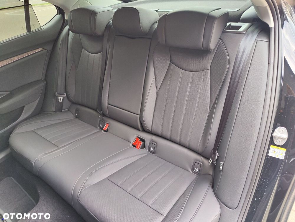 Skoda Superb 2.0 TSI 4x4 L&K DSG - 37