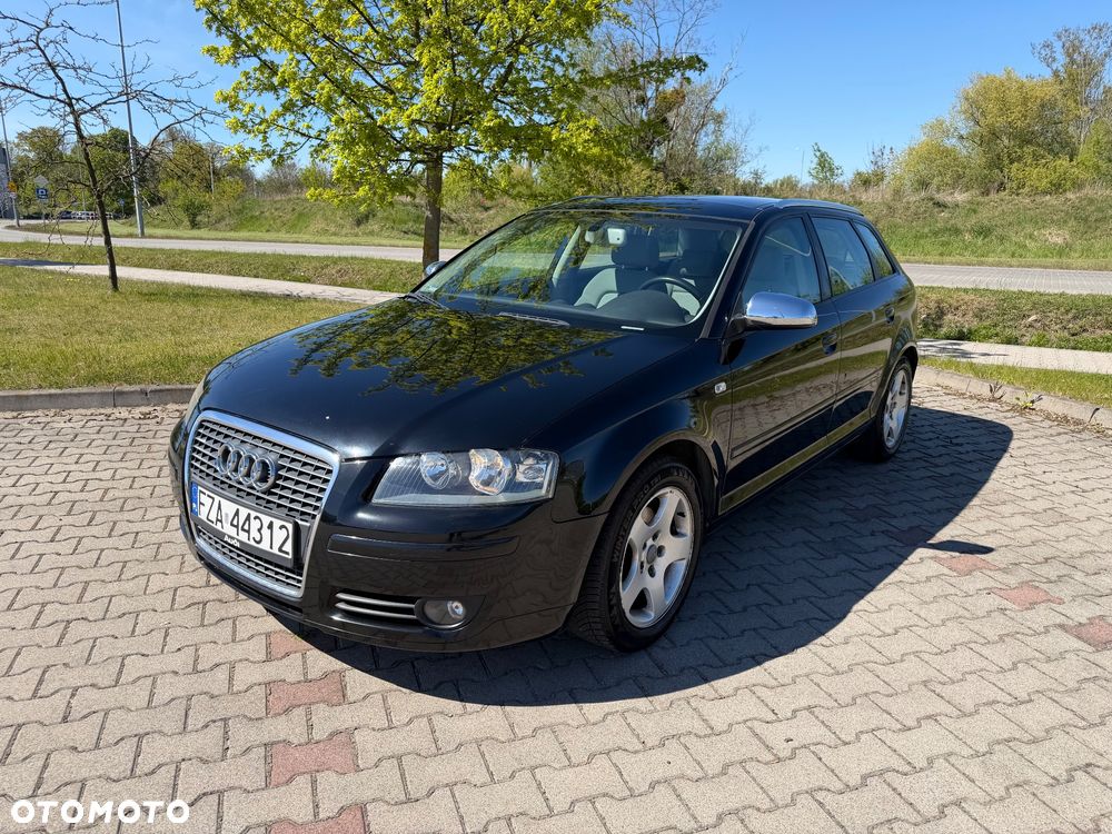 Audi A3 Sportback - 2