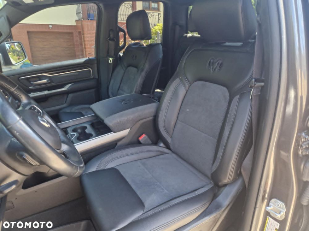 RAM 1500 5.7 Quad Cab Laramie - 8