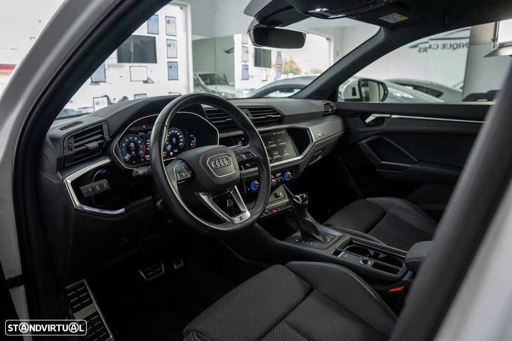 Audi Q3 45 TFSIe S line S tronic - 16
