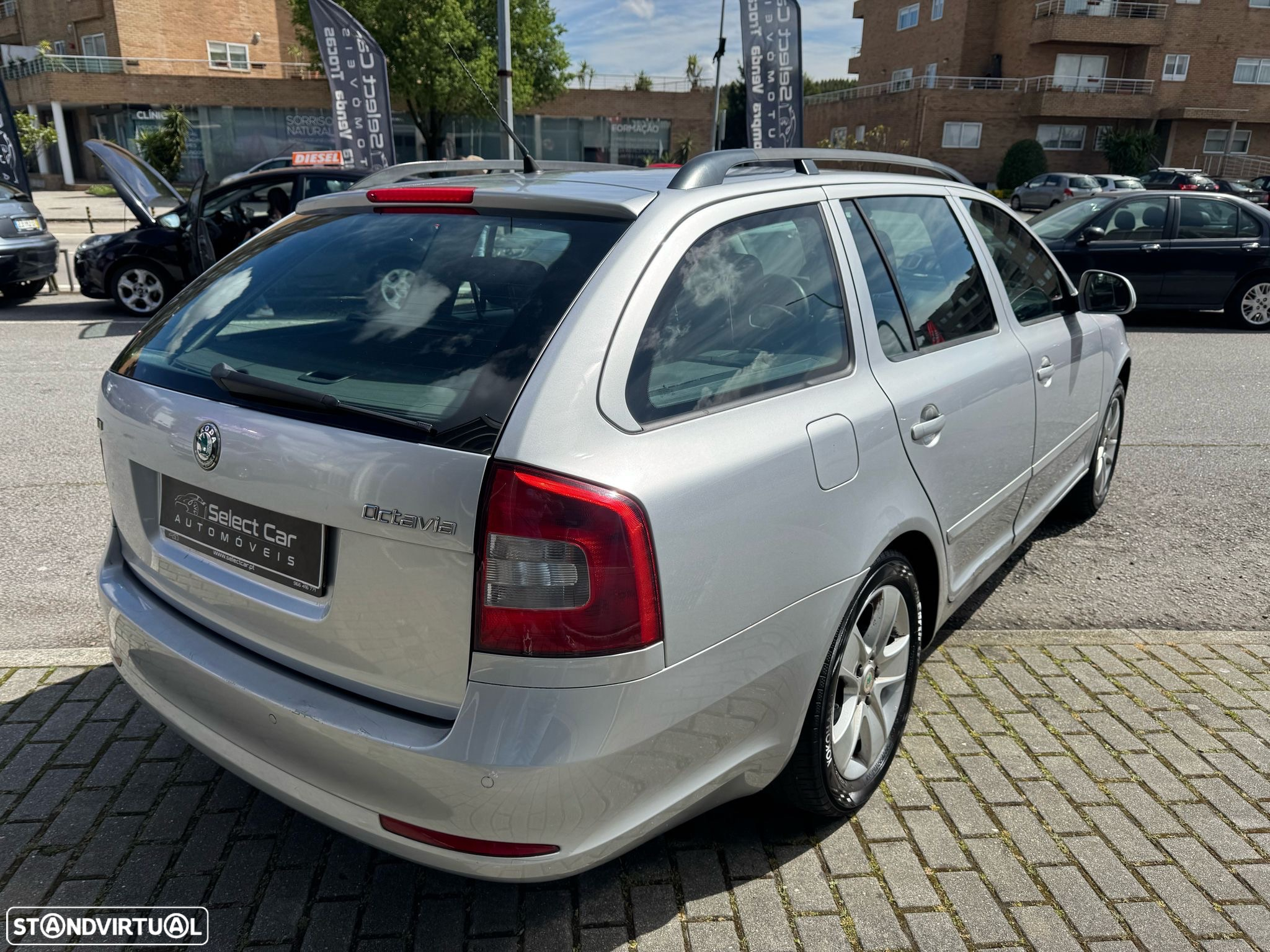 Skoda Octavia Break 1.6 TDi Sportline - 7