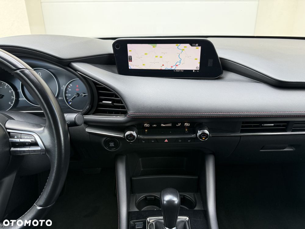 Mazda 3 2.0 mHEV Hikari - 27
