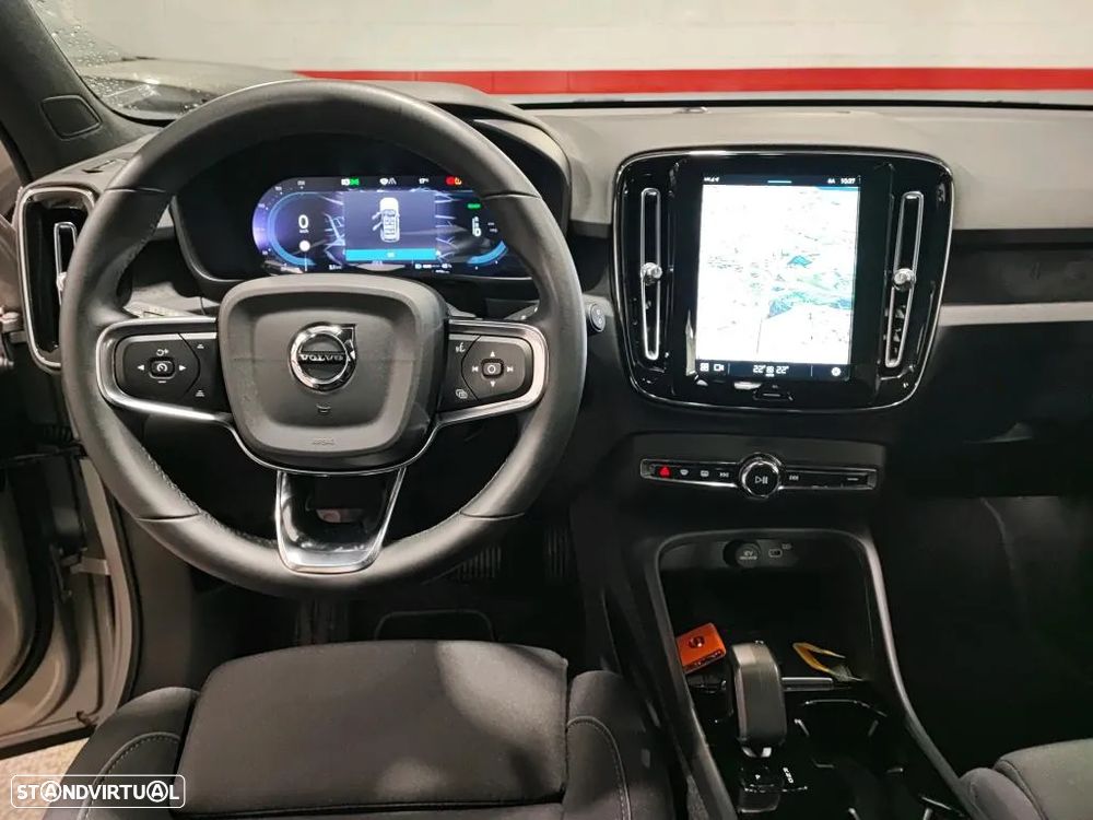 Volvo XC 40 Recharge Plus - 9