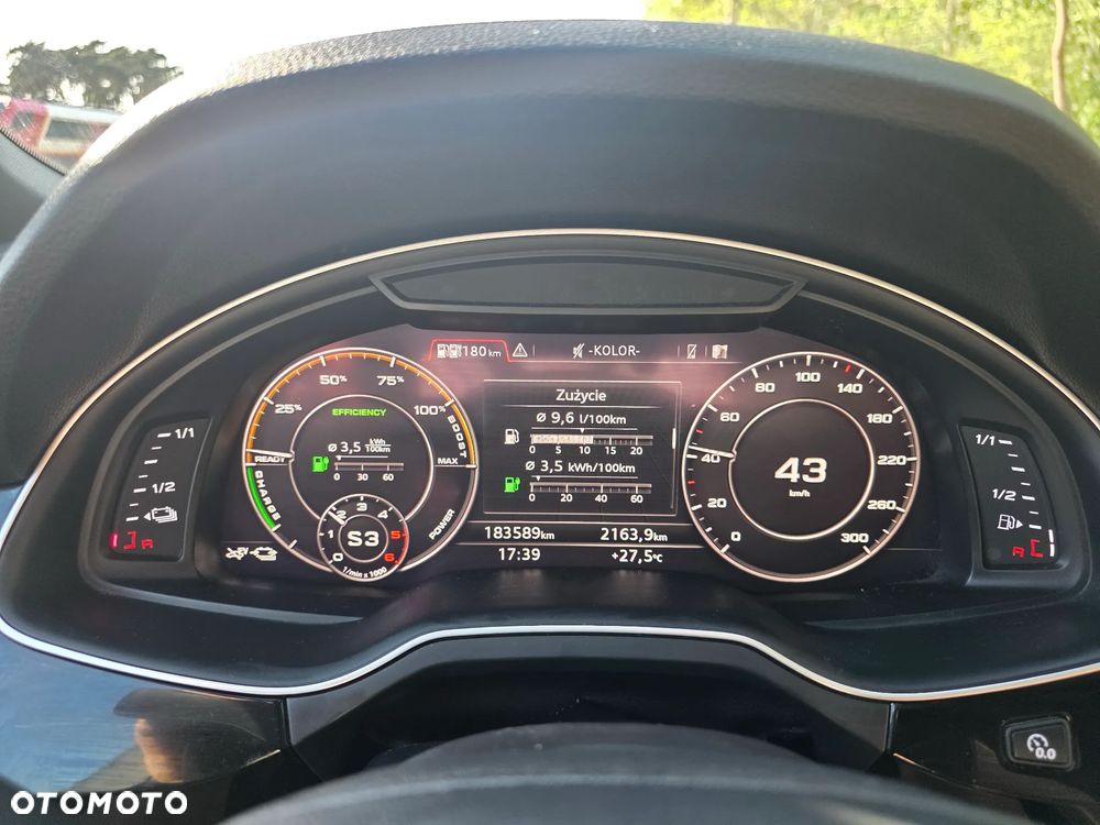 Audi Q7 - 10