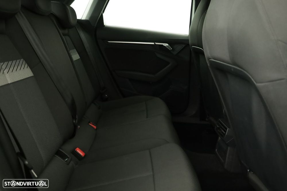 Audi A3 Sportback 30 TFSI S tronic - 21