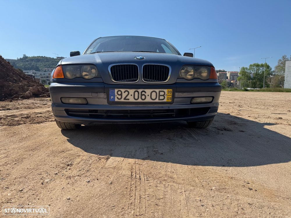 BMW 320 d - 1