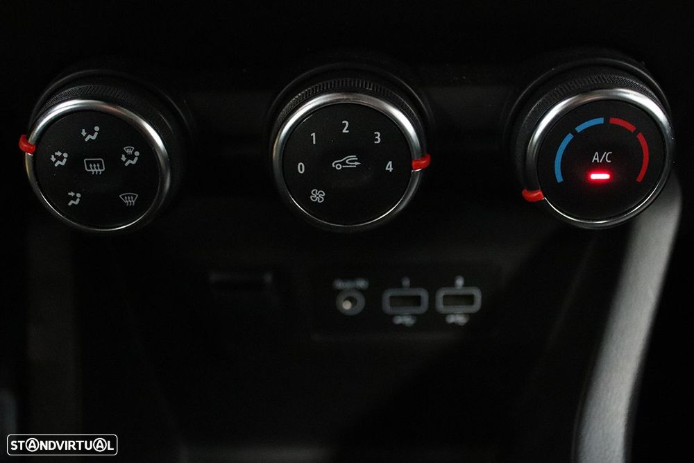 Renault Clio 1.0 TCe Evolution - 13