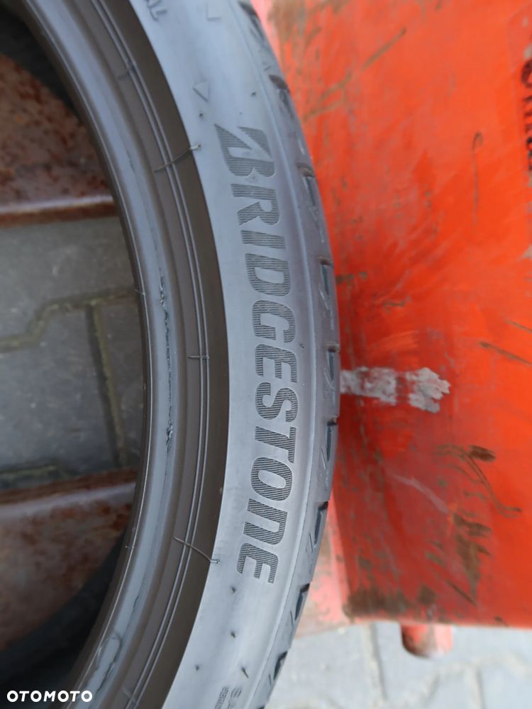 Bridgestone Turansa t005 225/40r19 1 szt rsc - 3