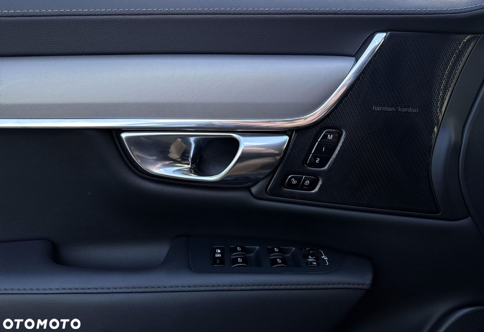 Volvo S90 - 12