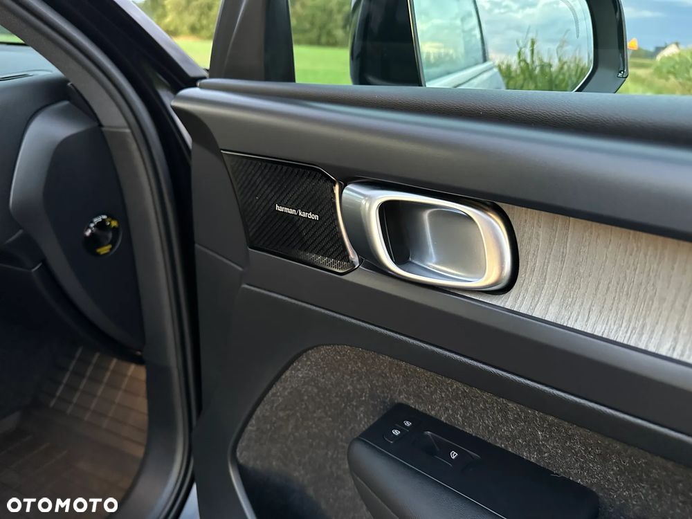 Volvo XC 40 D4 AWD Inscription - 29