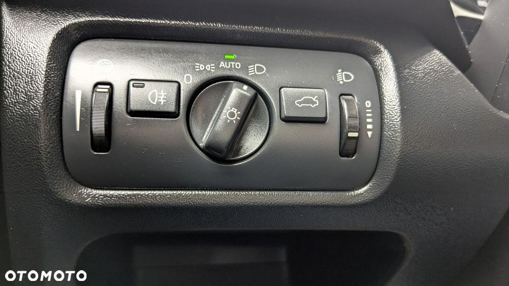 Volvo V40 - 33