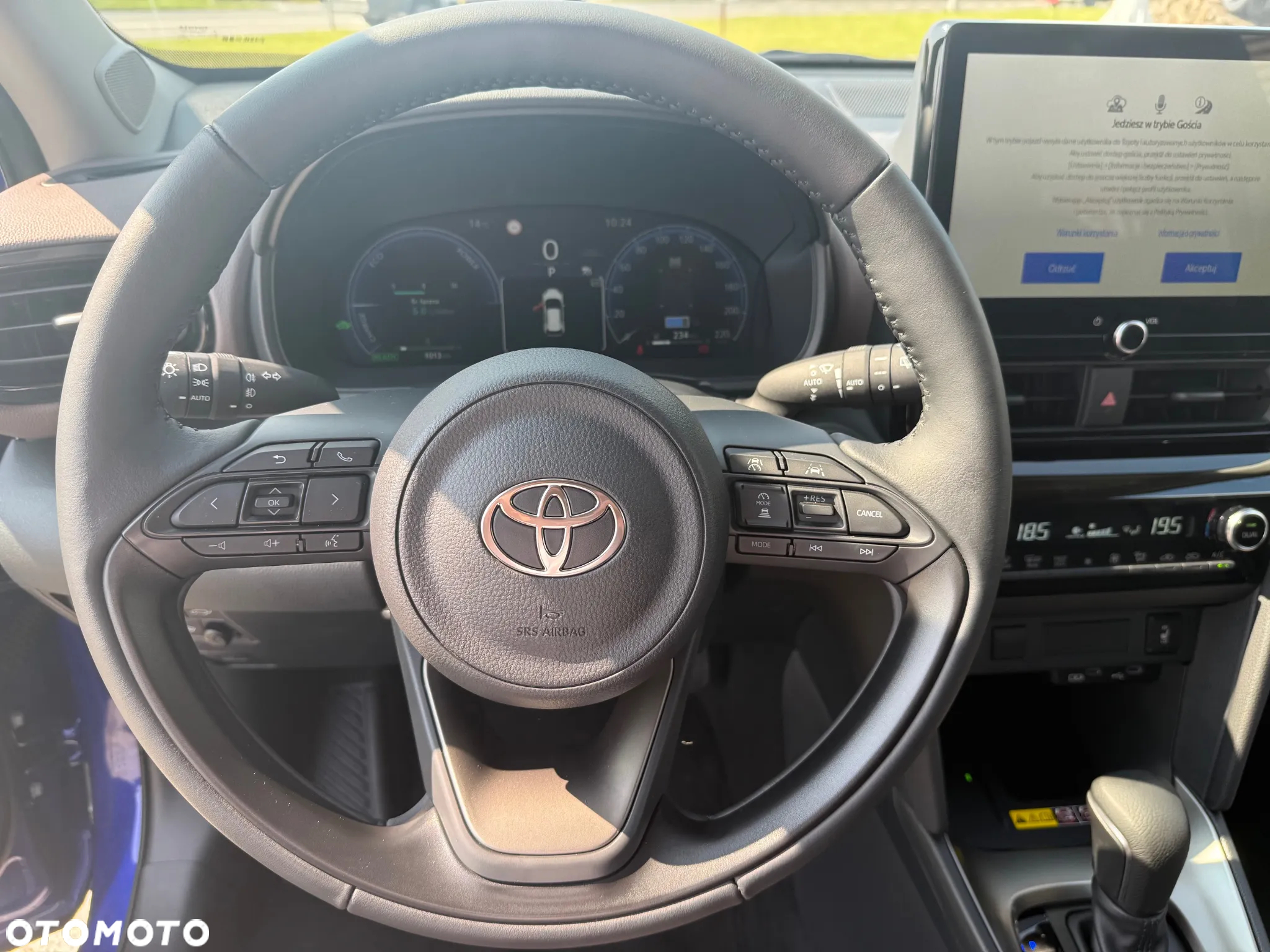 Toyota Yaris - 11
