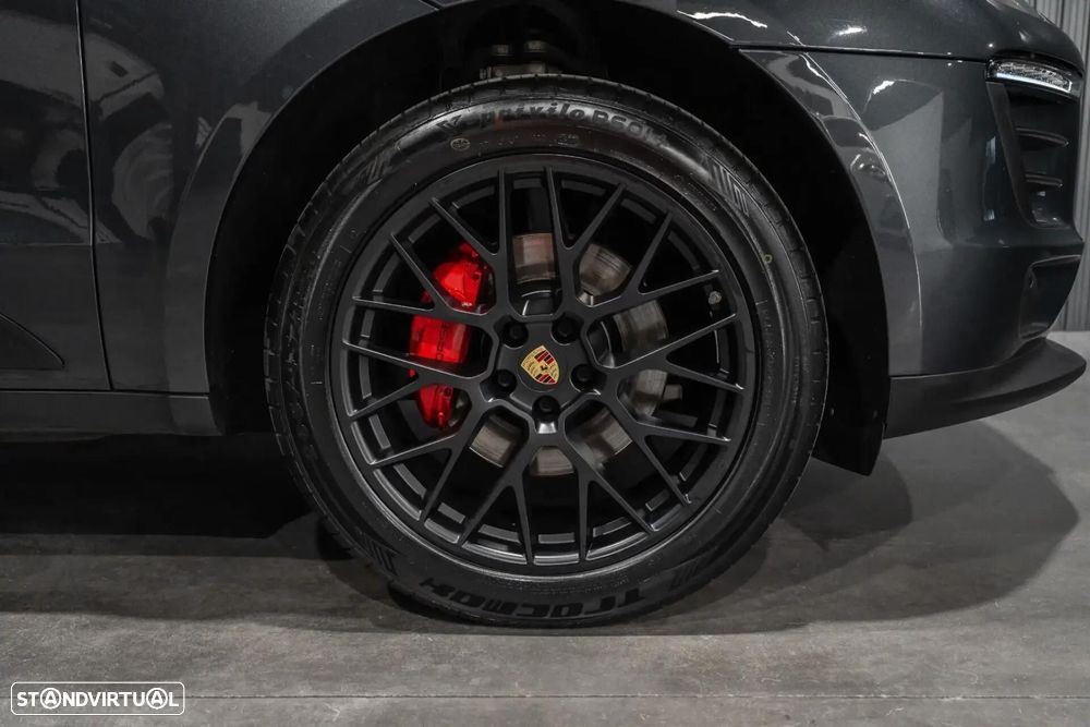 Porsche Macan - 41