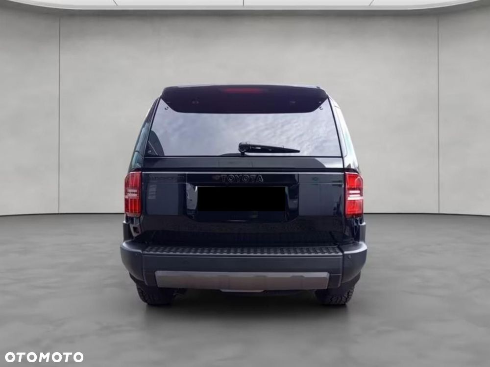 Toyota Land Cruiser - 8