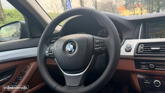 BMW 525 d Auto - 28