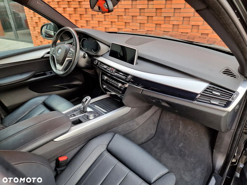 BMW X5 xDrive25d - 14