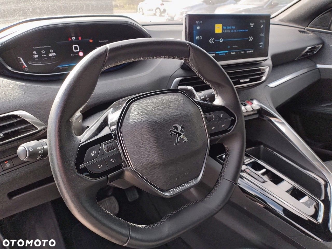Peugeot 5008 1.5 BlueHDi Allure Pack S&S EAT8 - 16
