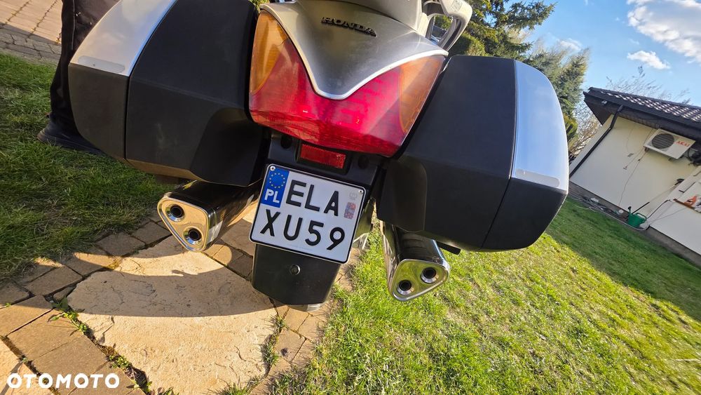 Honda ST - 22
