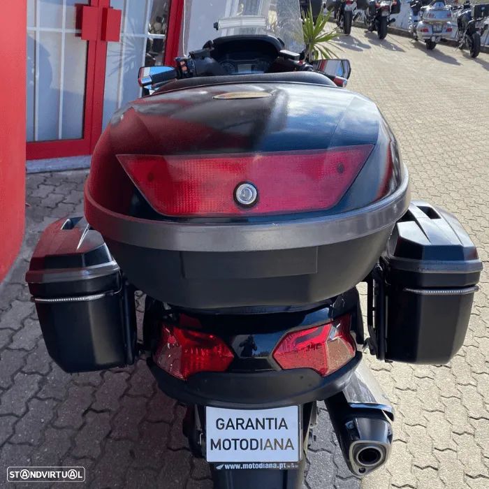 Suzuki Burgman 650 - 10