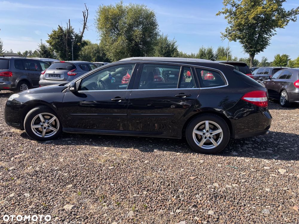 Renault Laguna 2.0 DCi Initiale - 12