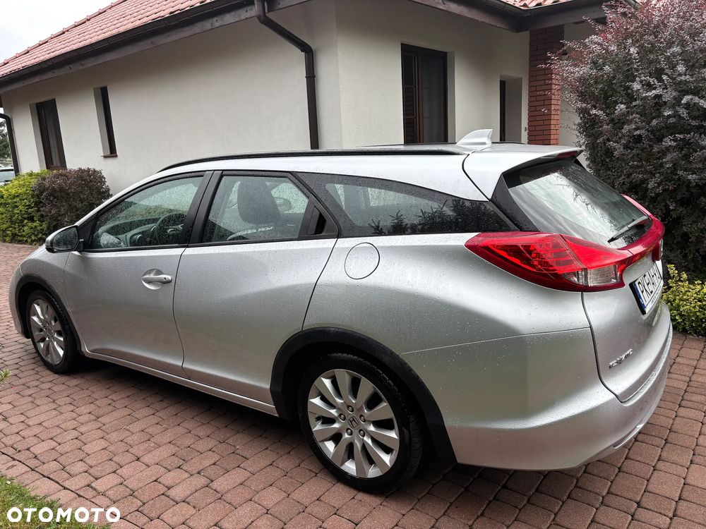 Honda Civic Tourer 1.8 i-VTEC Elegance - 6