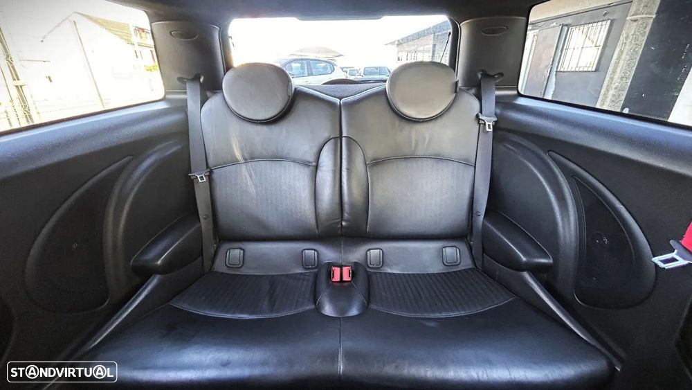 MINI 3 Portas John Cooper Works - 25