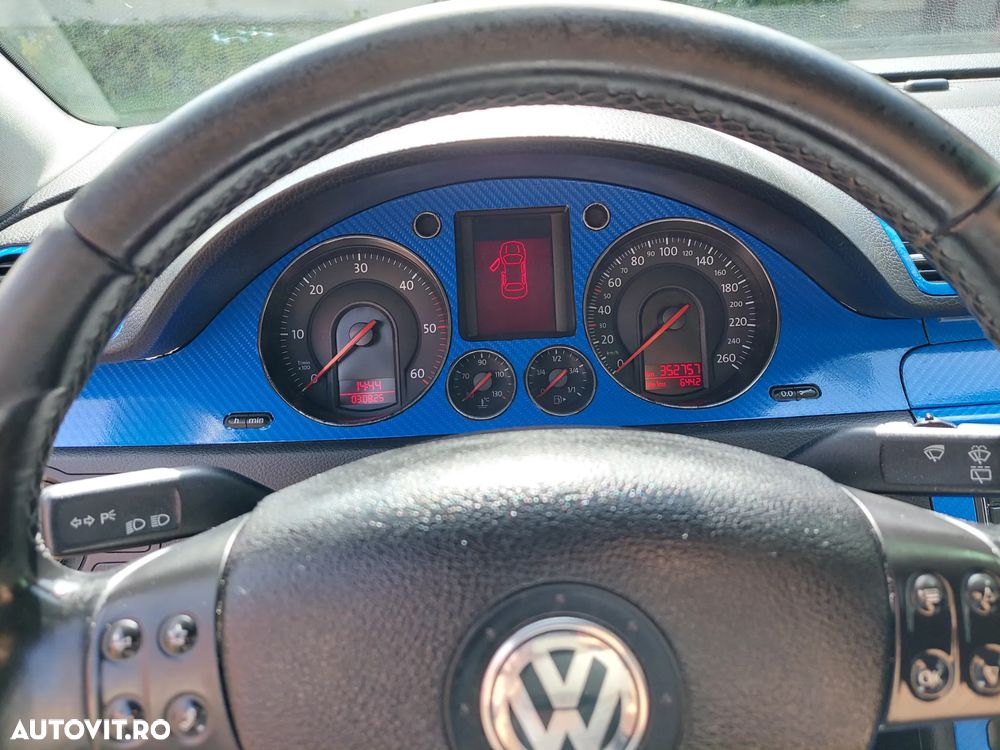 Volkswagen Passat - 3