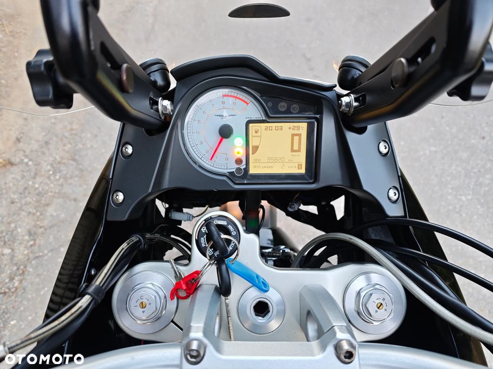 Moto Guzzi Stelvio - 7