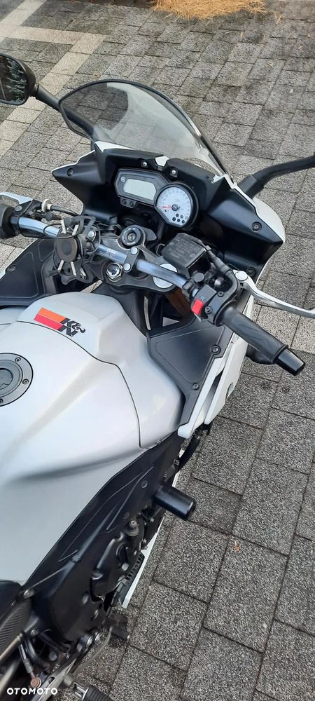 Yamaha FZ8 - 2