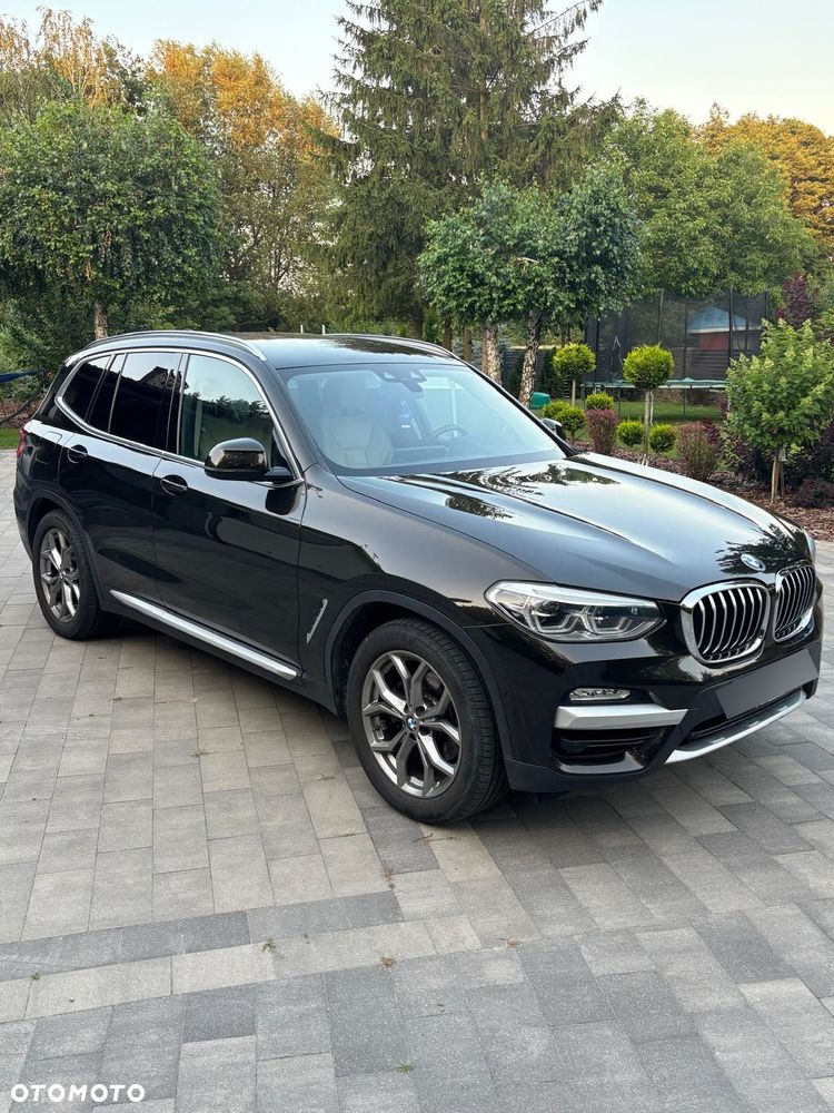 BMW X3 xDrive20d Luxury Line - 11