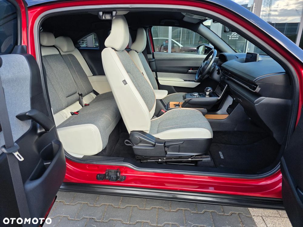 Mazda MX-30 35.5kWh Makoto - 33