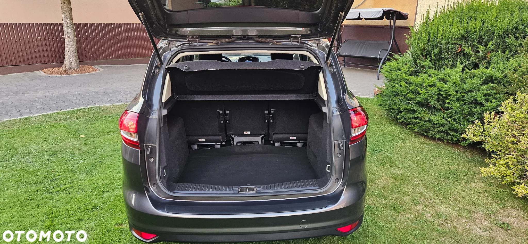 Ford C-MAX - 10
