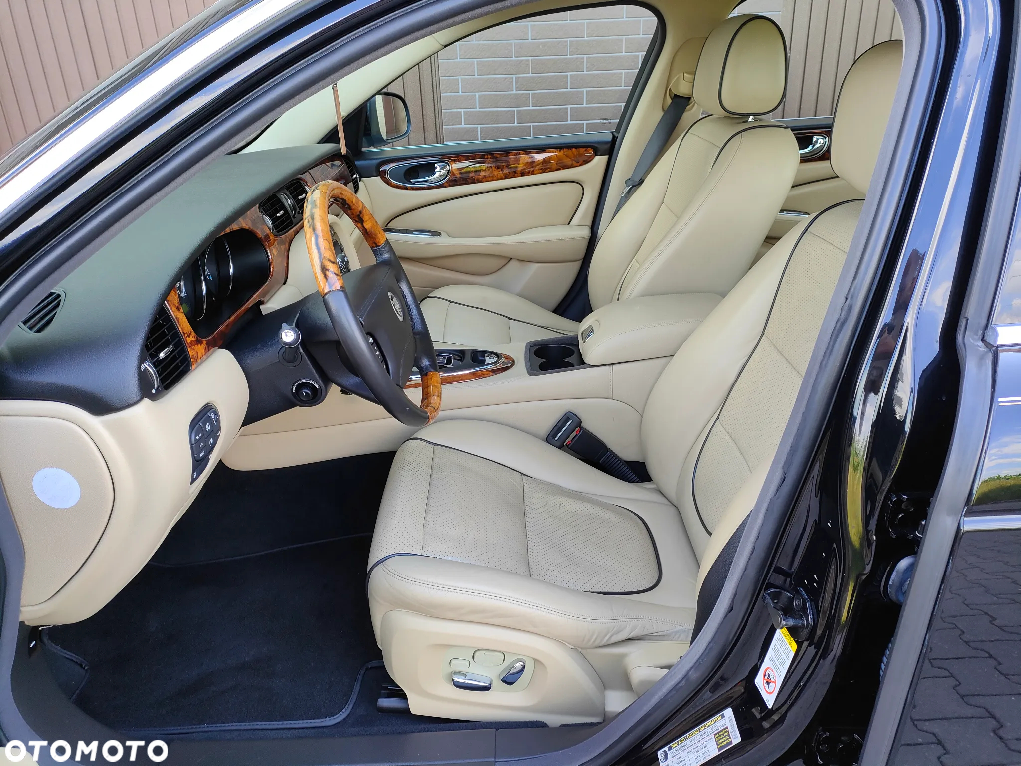 Jaguar XJ XJ8 4.2 Executive - 9