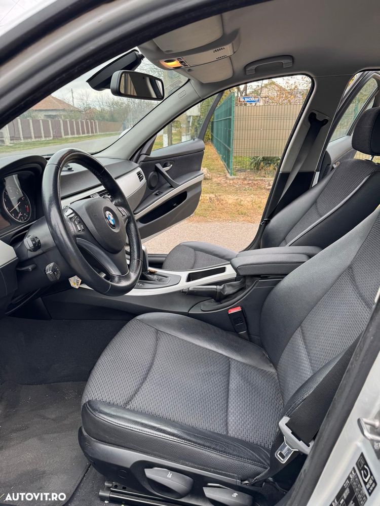 BMW 3 Series 2010 — imagine 8