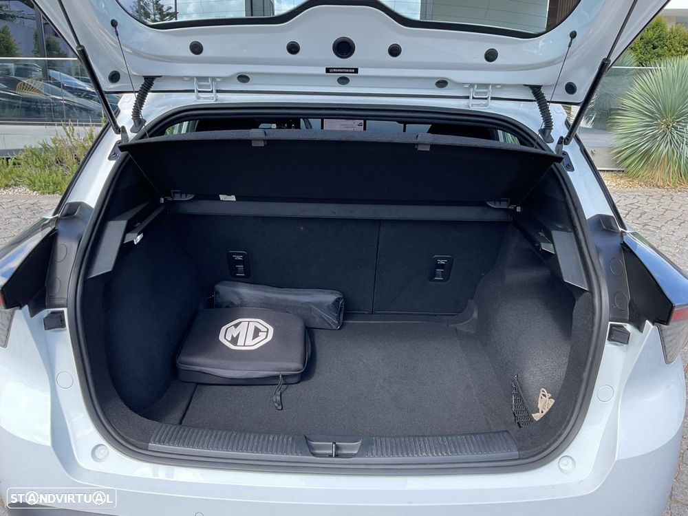 MG MG4 51 kWh Standard - 16