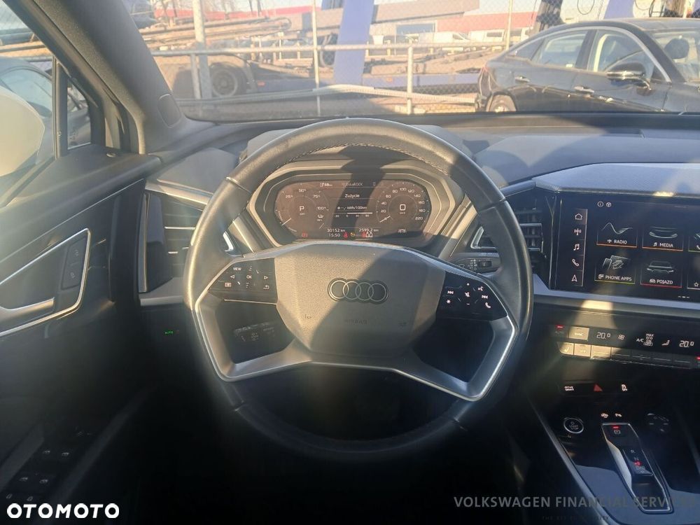Audi Q4 Sportback e-tron - 12