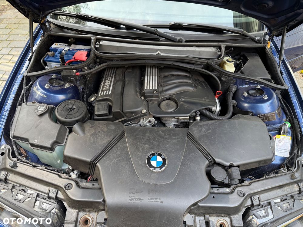 BMW Seria 3 318i - 34