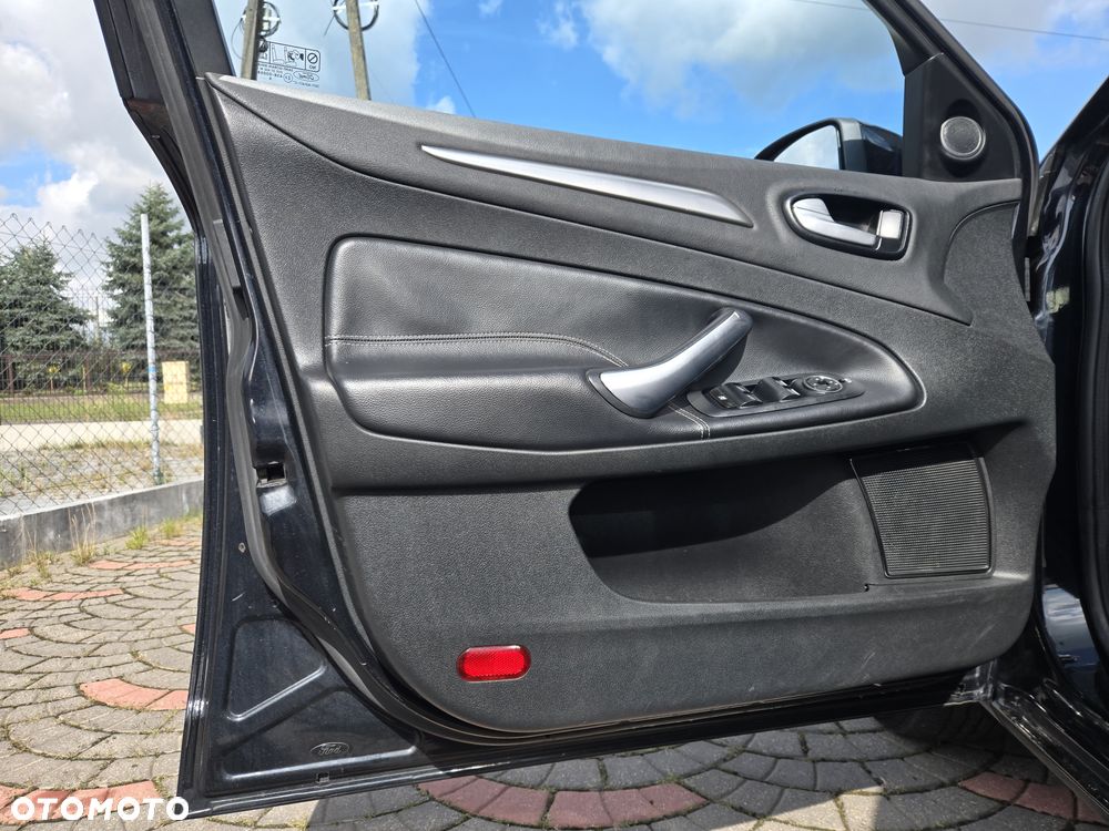 Ford Mondeo 1.8 TDCi Titanium - 13