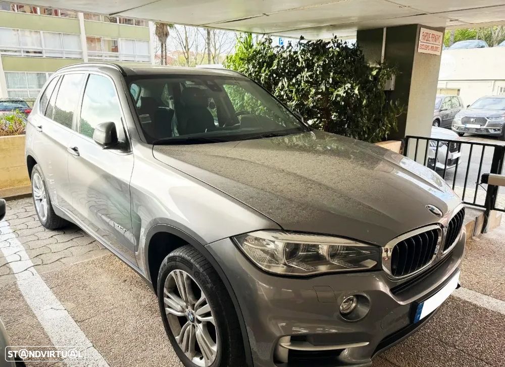 BMW X5 30 d xDrive Pack M - 4