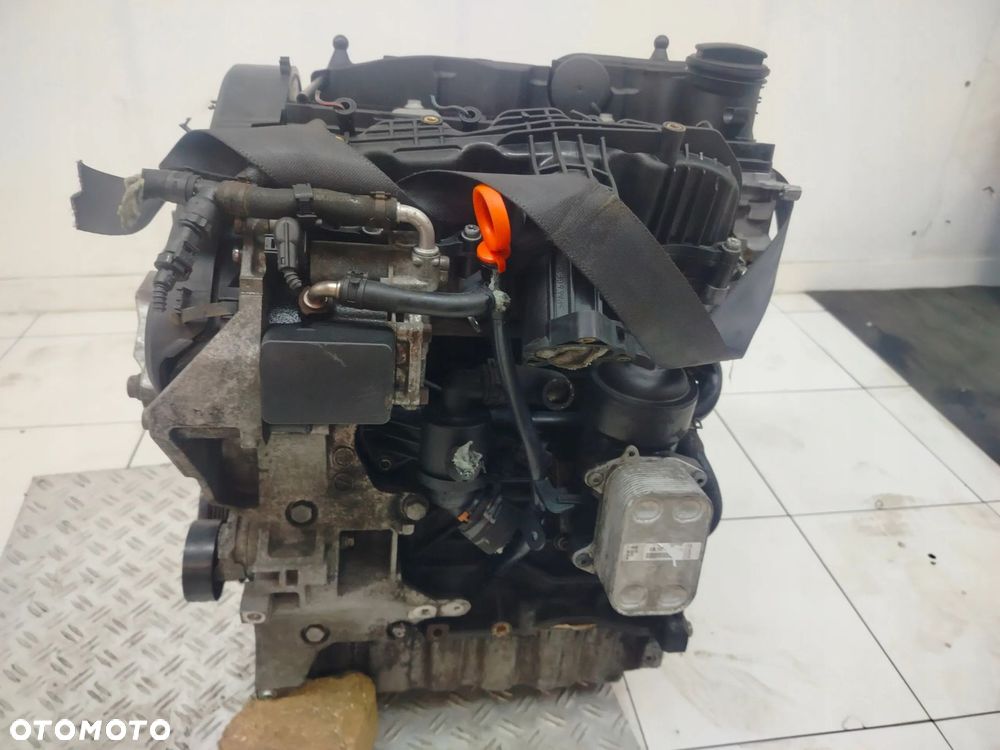 VOLKSWAGEN VW CADDY III 1.6 TDI 03R- SILNIK SŁUPEK CAYC + POMPA 03L130755E - 10