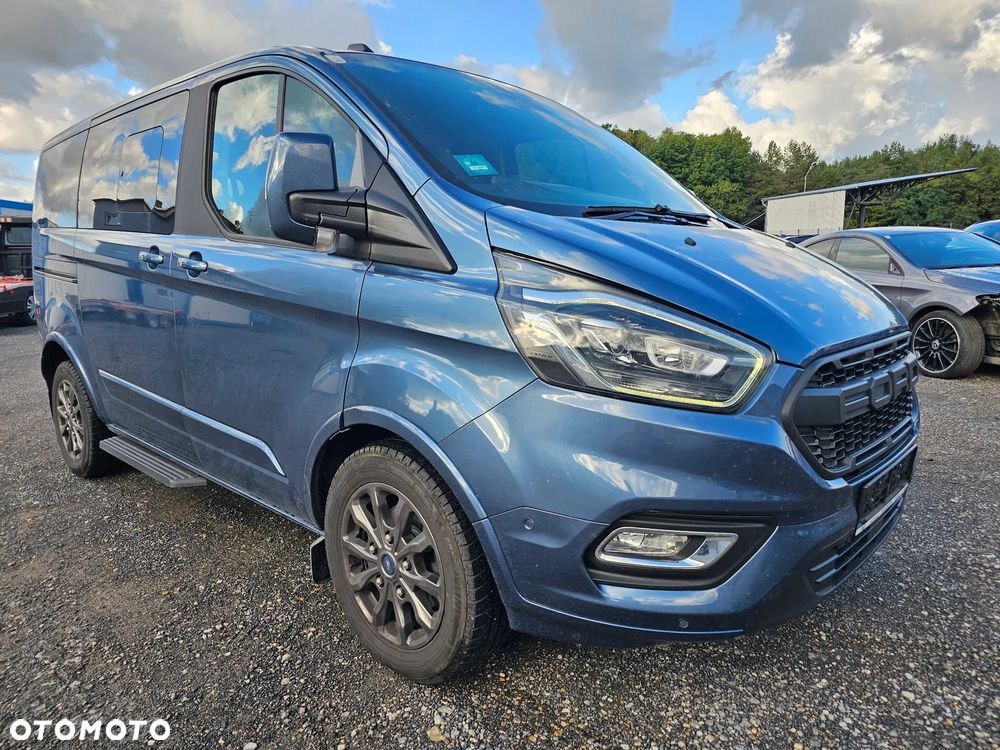 Ford Tourneo Custom