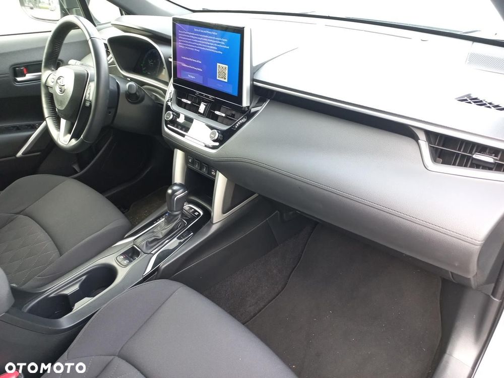 Toyota Corolla Cross 2.0 Hybrid Style AWD - 10