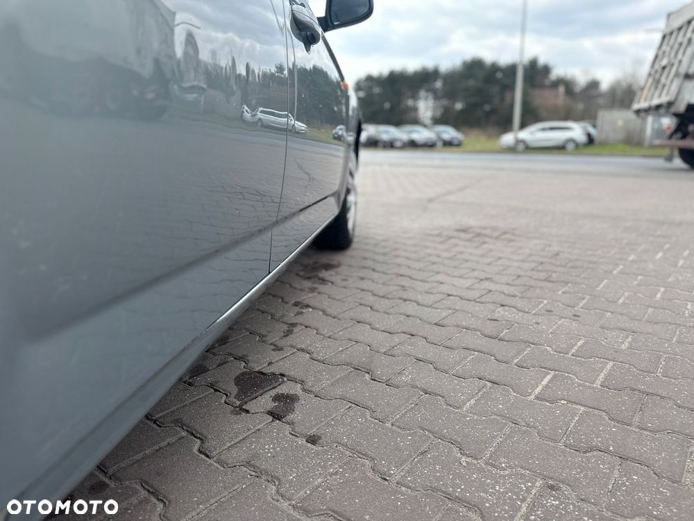 Ford Mondeo 1.8 TDCi Titanium - 27