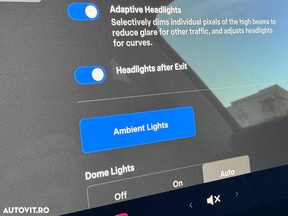 Tesla Model Y Long Range Dual Motor AWD - 36